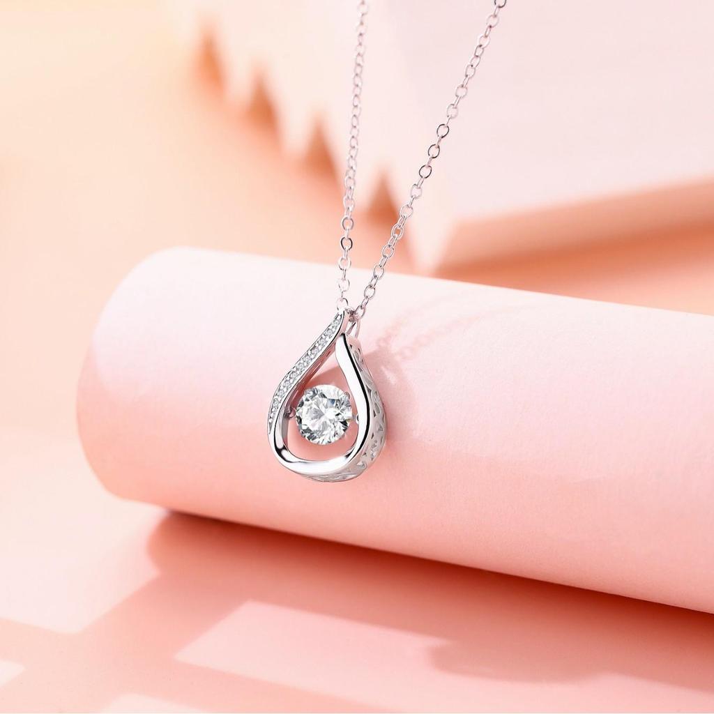 Korean Style Moissanite Water Drop Necklace: 1 Carat S925 Sterling Silver Pendant
