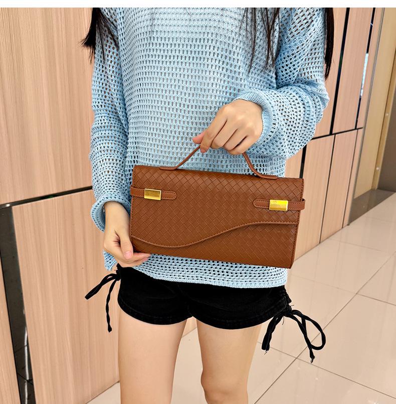 2025 Women's Embossed Clutch Handbag: Crossbody & Shoulder Bag