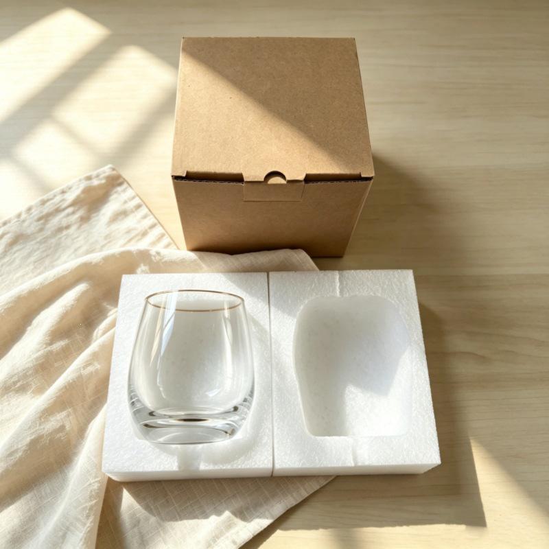 Lead-Free Iridescent Crystal Glass Egg Cup with Gold Rim for Beverages and Desserts