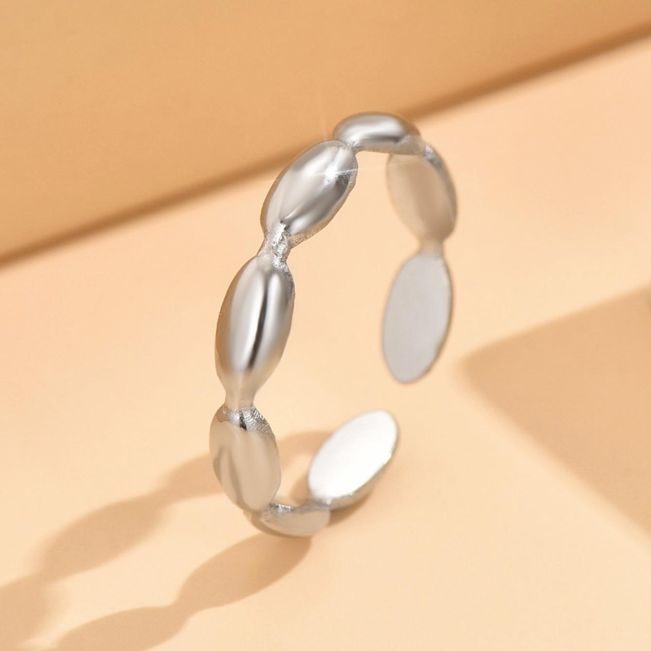 Adjustable Retro Geometric Oval Stainless Steel Ring for Women
