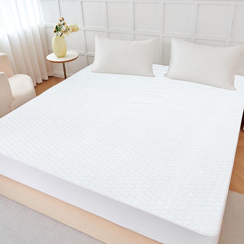 Waterproof Quilted Incontinence Mattress Cover with Anti-Mite Protection