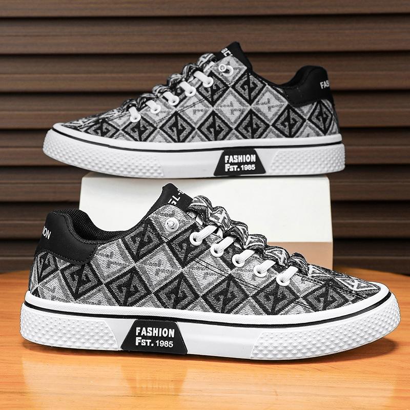 2025 New Sneakers Casual Mens Designer Ethnic Style Board Shoes Fashion Fabric Breathable Increased Internal Flat Platform Shoes