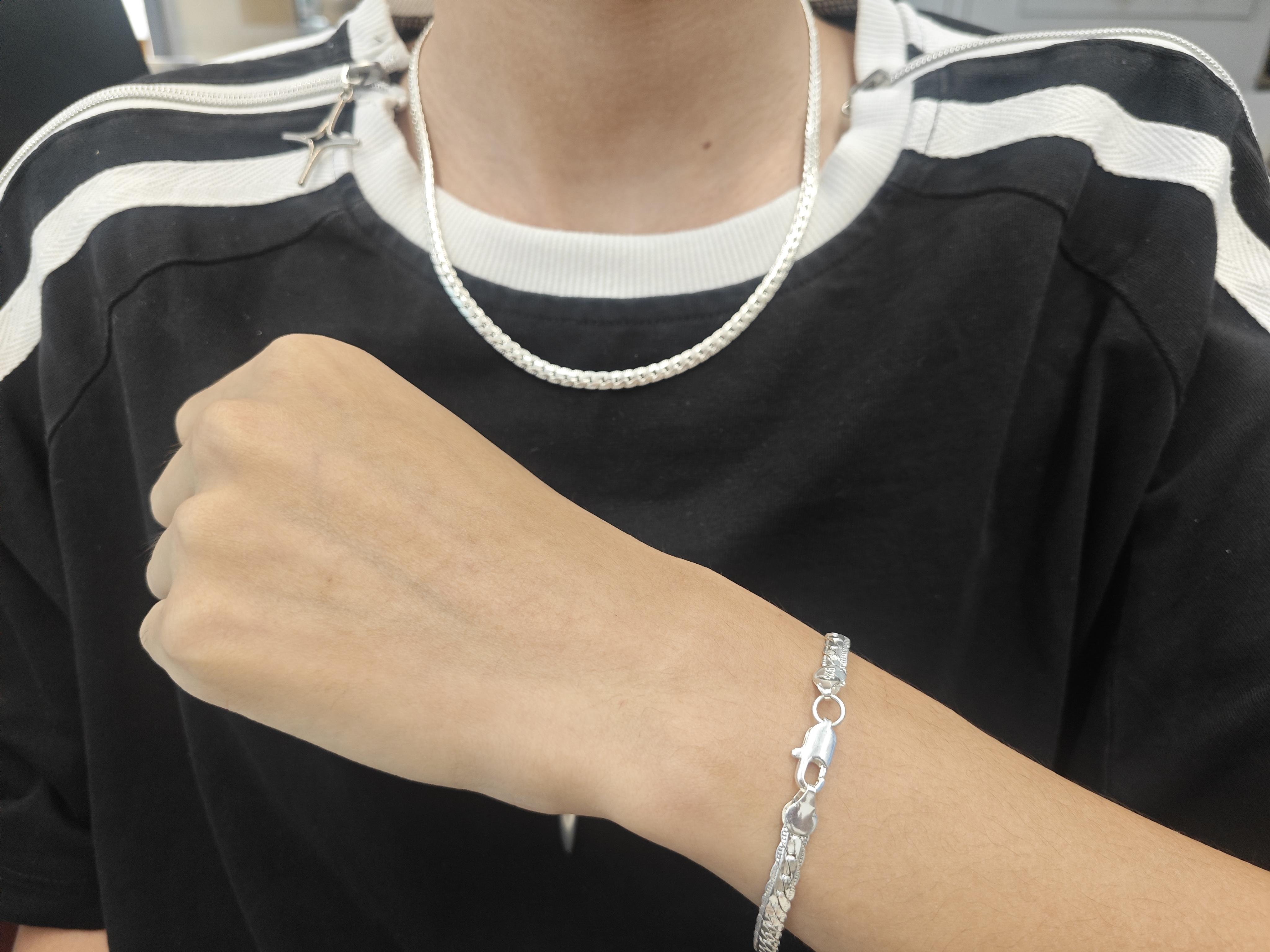 

UMCHO Мужское Очаровательное Ожерелье Tough Guy Простое Плоское Холодное Темперамент Свитер-Цепочка Ожерелье Серебристого Цвета Очаровательная Ювелирная Цепочка Ожерелье Набор Браслетов серебряный