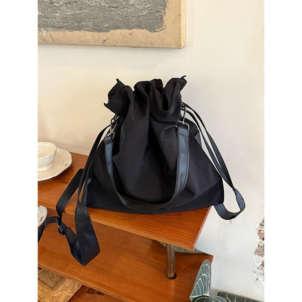 

Японский рабочий стиль, сумка через плечо, новый рюкзак большой вместимости для поездок на работу, универсальный, нишевый, спортивный, в стиле тоут чёрный