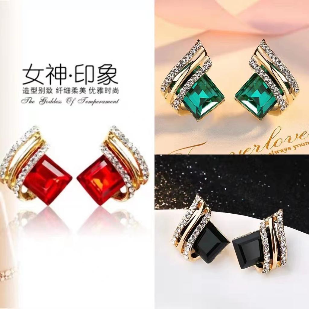 New Style Crystal Silver Needle Diamond Earrings Fashionable Temperament Decorative Stud Earrings for Women