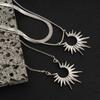 Vintage Doppellagige Halskette mit Sonnenanhänger für Frauen, elegante offene Sonnenblumen-Halsketten, Schlangenknochenkette, Accessoires, Modeschmuck