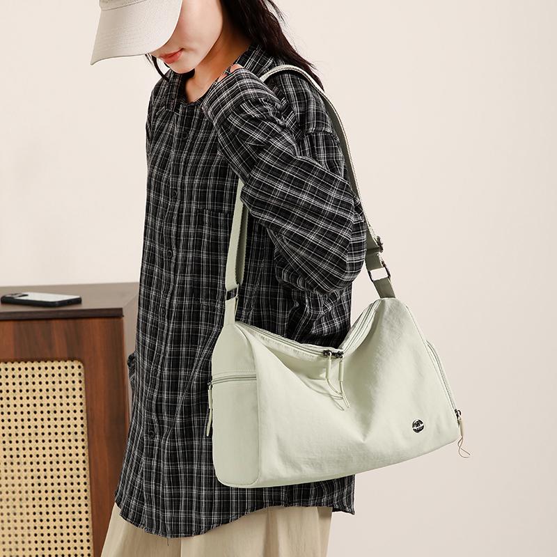 Women's Shoulder Bag Large Capacity Messenger Bag Solid Color Crossbody Bag