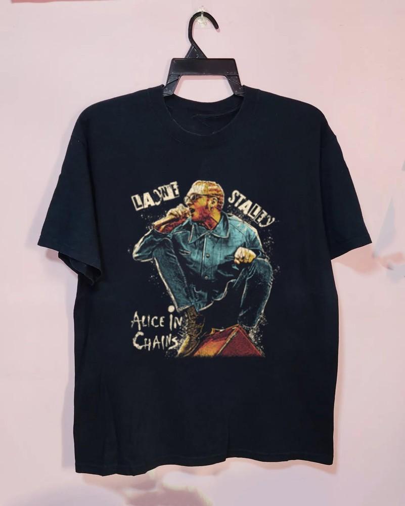 

Vintage Alice In Chains Layne Staley T-Shirt Unisex Fan Gift S-5XL Unisex T-Shirt L