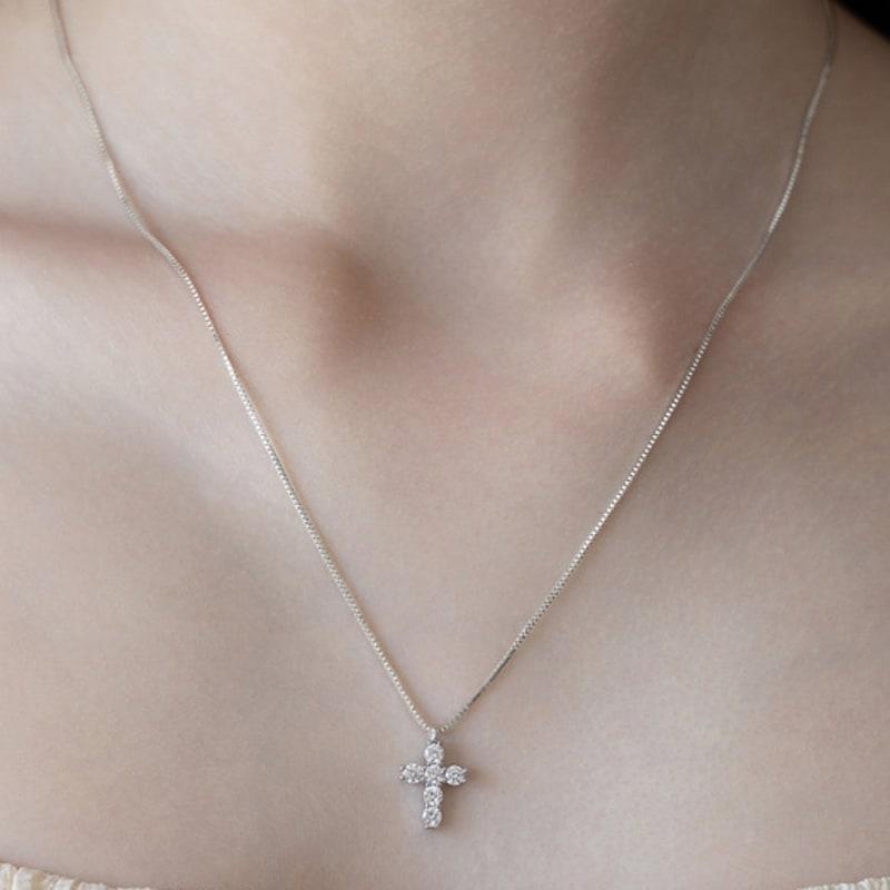 Tatiana (925 Silber) Zierliches Kreuz-Anhänger-Halskette NZ2490