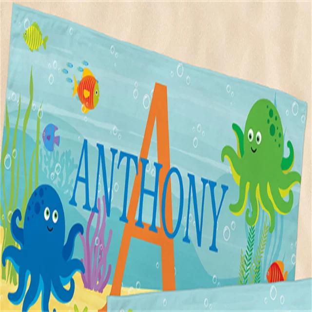 

Детское пляжное полотенце с изображением осьминога, морского конька, краба, именного шрифта, банное полотенце, именное полотенце для бассейна, банное полотенце 50x100cm