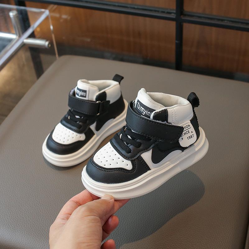 

Детские красивые высокие кроссовки 2025 осень модные кроссовки для мальчиков повседневная обувь для девочек 25