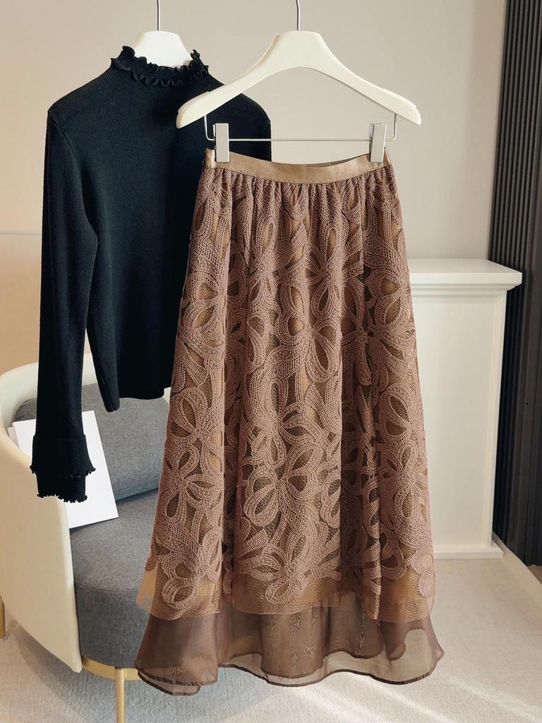Damen High-Waist Midi-Rock mit Blumenspitze - Schwere Stickerei, Herbst/Winter 2025, Schlankes A-Linien-Design.