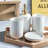 4 Pezzi Dispenser Sapone Bottiglia Detersivo Bagno Porta Spazzolino Tazza Set Scaffale Lozione
