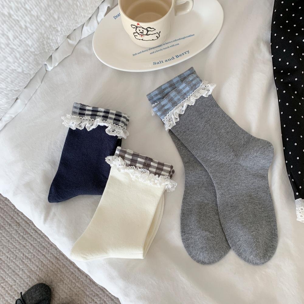 Retro Checkered, Stylish and Trendy Boneless Mid-calf Socks, Checkered Lace Fringed Pile Socks, Lace Socks for Women