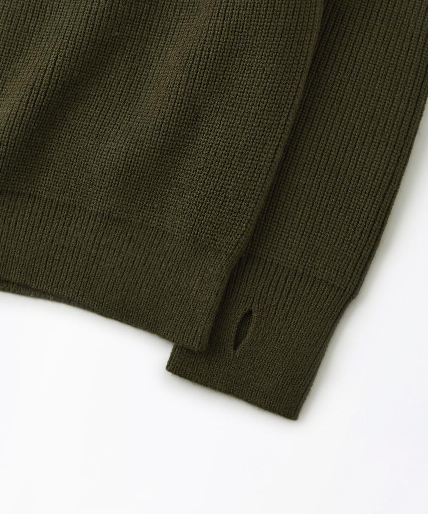 OUTSTANDING Raglan Crew Neck Knit_Olive