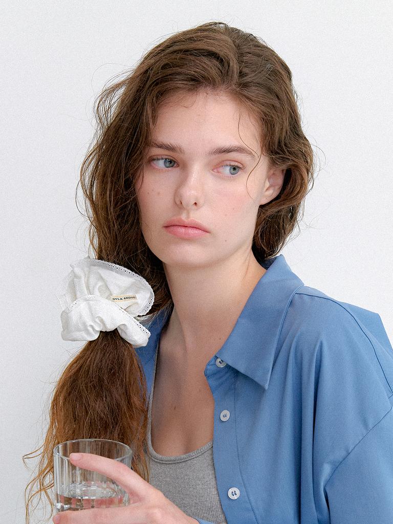 Obla White Frill Cotton Scrunchie Hs024
