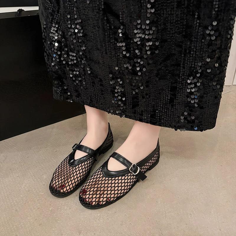Women's Casual Comfortable Mary Jane Shoes 2025 Summer Round Toe Straight Buckle Cut-out Fishnet Flats for Outdoor & Daily Use