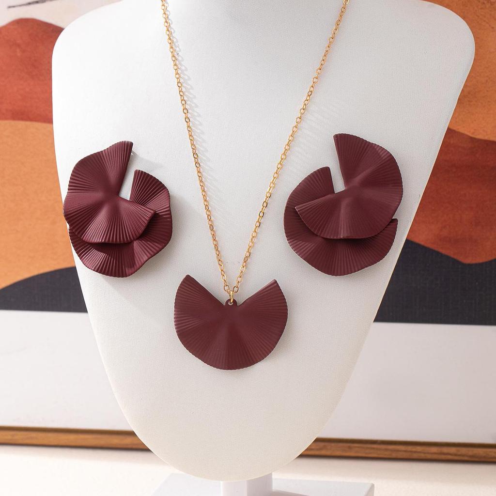 Geometric Fan-Shaped Enamel Necklace & Stud Earrings Set - Women's Fashion Jewelry