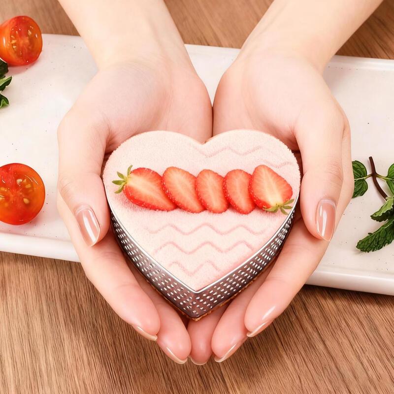 MDNG Perforated Heart Tart Ring Set