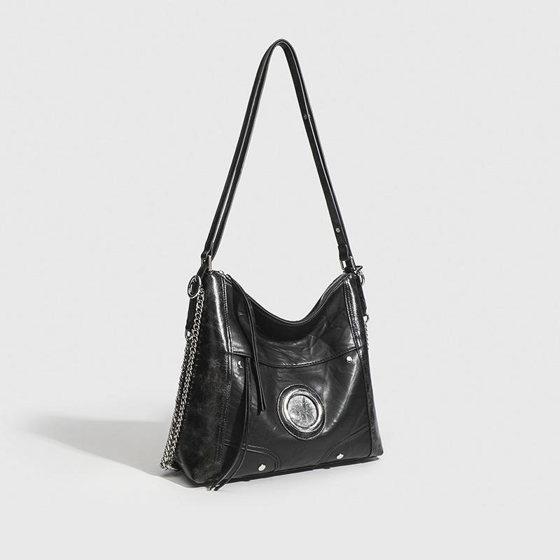 Single-shoulder underarm bag 2024 autumn and winter new model, niche high-end fashion commuter large-capacity handbag and crossbody tote bag