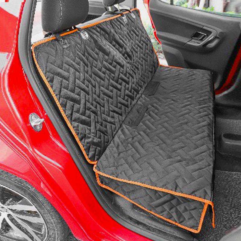 

Football Pattern Waterproof Pet Car Seat Cover – Dual Use for Pets and People. 124 x 137 x 20 cm