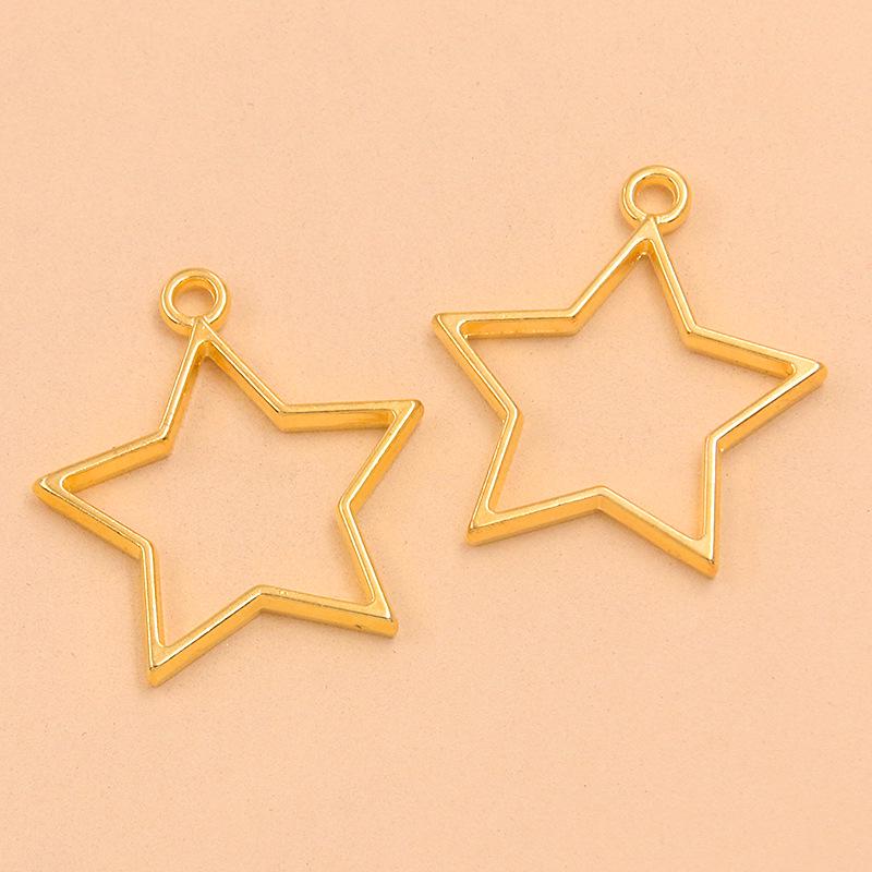 16 Styles Gold-Tone Alloy Jewelry Pendants: Moon, Round, Heart, Charms, and Hollow Frames