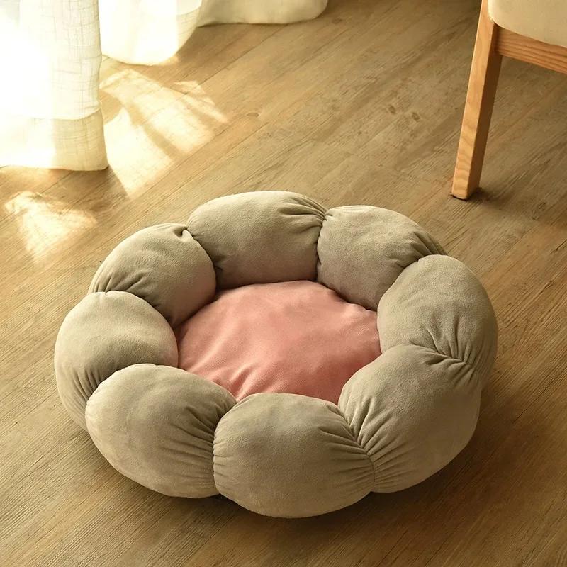 Comfortable Sleep Pet Bed Unique Flower-Shaped for Indoor and Outdoor Use Dog Mat  Dog Beds for Large Dogs