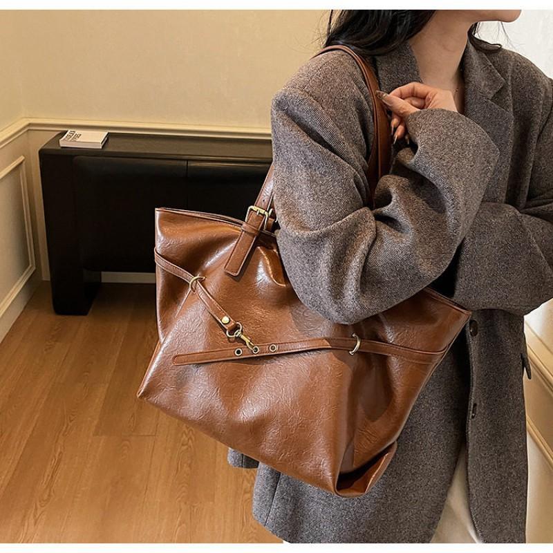 

Casual Retro Large-capacity High-end Bag Women s Commuter All-match Shoulder Pleated Tote Trendy 48x17x-27 коричневий