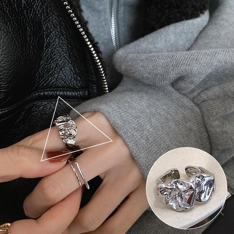 Prsten ve stylu korejském S925 postříbřený s nepravidelným listem - Dámská vintage móda, Jednoduchý zakřivený okraj Srdce Geometrický Otevřený design pro ukazováček.