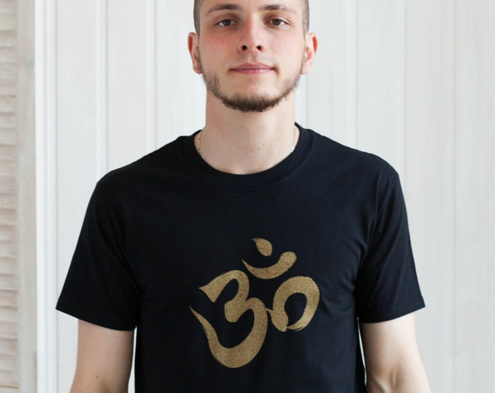 Om Symbol T-Shirt – Yoga, Meditation, Sanskrit Design 4XL
