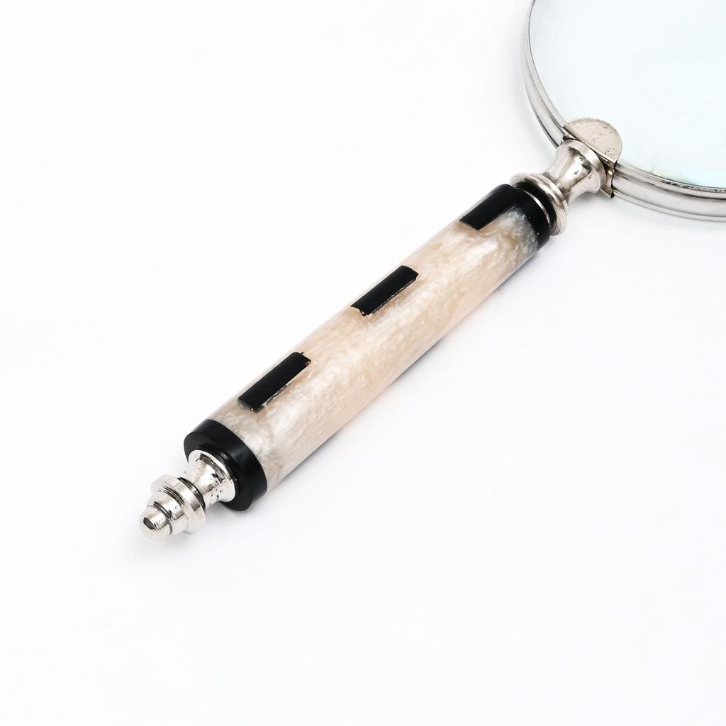 Black & White Resin Handle Magnifying Glass With Steel Frame