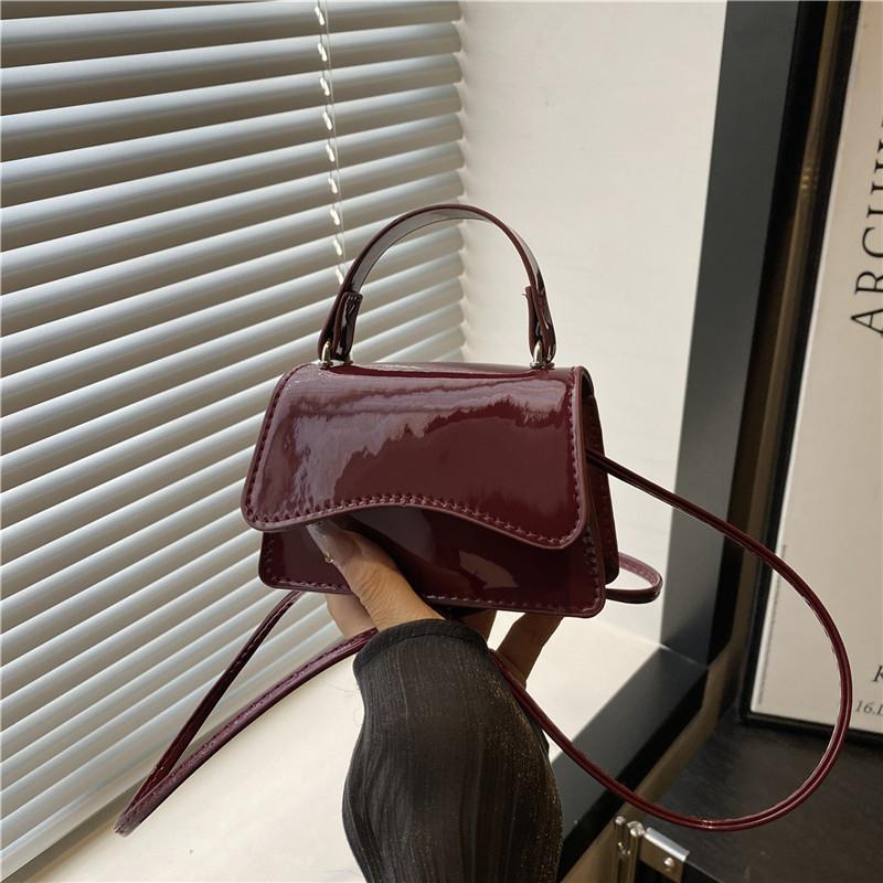New Fashion Popular Shoulder Bag Retro Children Solid Color Handbag Niche Design Messenger Bag