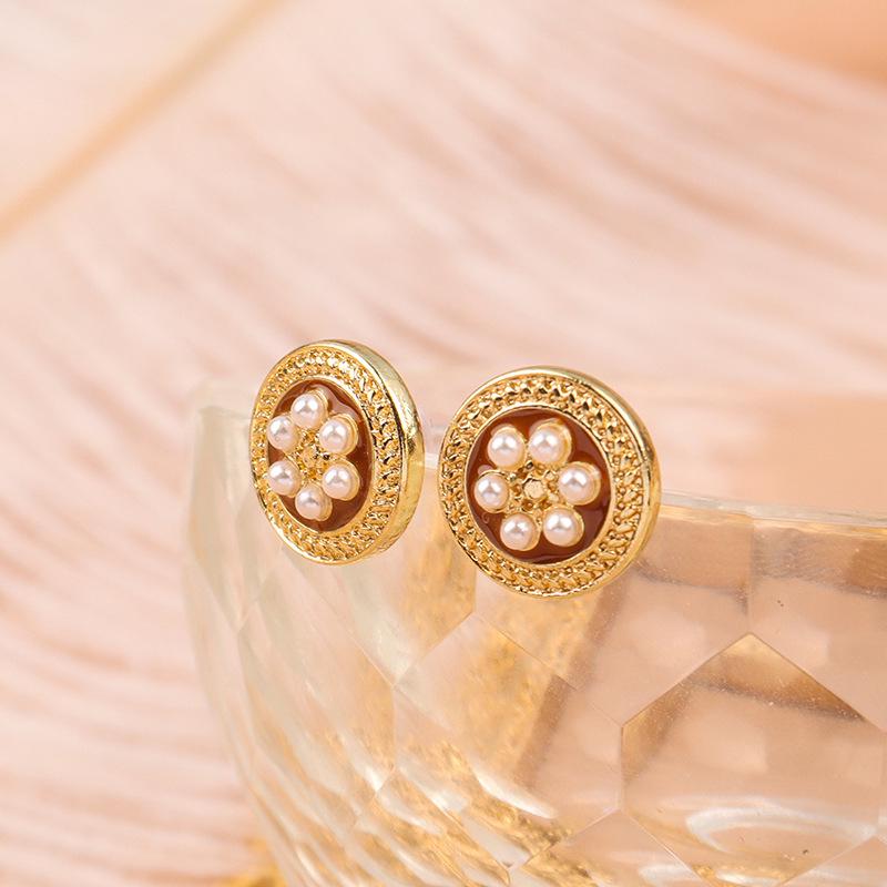 

Серьги-пусеты из серебра 925 пробы в виде японского круга с цветком из винтажного жемчуга - Клипсы для ушей без пирсинга