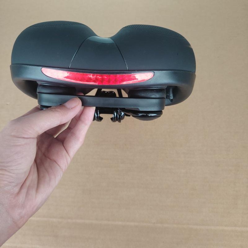 Bicycle Saddle Mountain Bike Seat Cushion Hollow Big Butt Comfortable Shock Absorbing Ball Hollow Breathable Multi-vehicle Seat