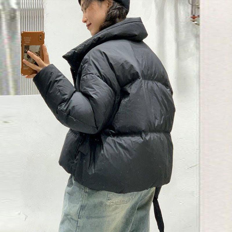 Corner buckle down jacket women's short 2024 winter fashion stand-up collar design sense sweet stand-up collar bread jacket tide