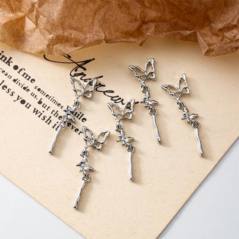 

5Pcs Nail Art Decoration 3D Butterfly Pearl Nail Art Charm Alloy Pin Nail Drill For Manicure Design Accessory as the picture