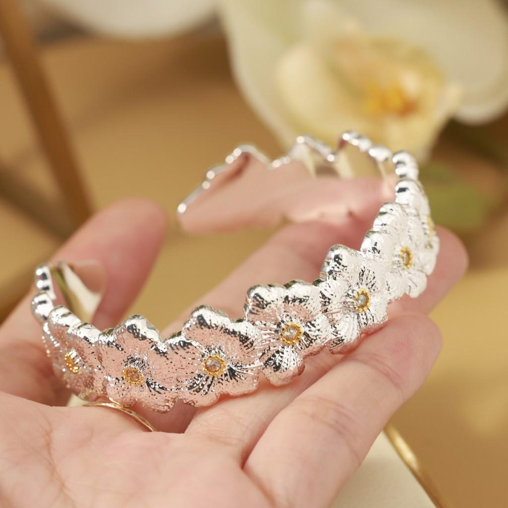 Italian High-end Jewelry Brand Retro Palace Wind Belt Diamond Brushed Four Leaf Clover Shell Agate Jade Bangle 18k Thick Gold Color Separation