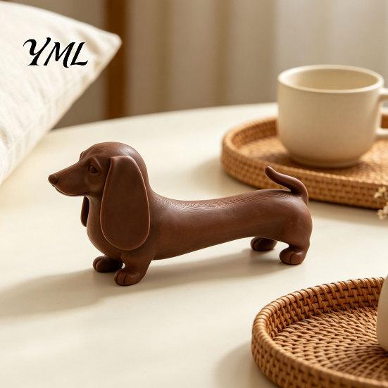 Charming Office Desk Accessories Vintage Dachshund Dog Figurine, Wiener Statue, Rustic Animal Tabletop Decorative Figures for Decor Ornament,