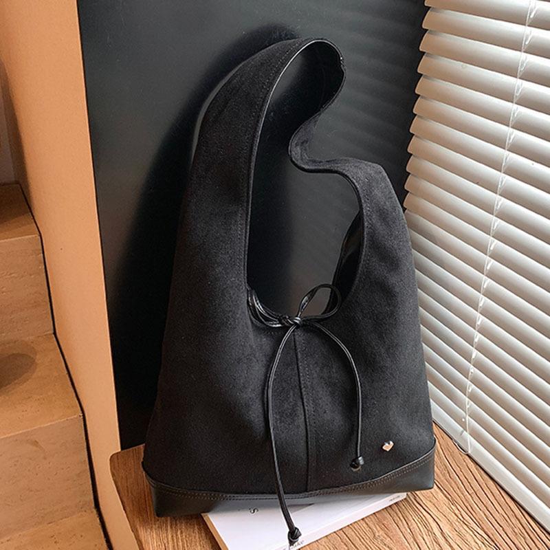 Matte Retro-Tasche mit großer Kapazität Damen Herbst und Winter Freizeit Schulter Achseltasche Pendler Knödeltasche