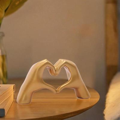 Heart Gesture Figurine, Resin Hand Model for Desk Decoration And Collectibles