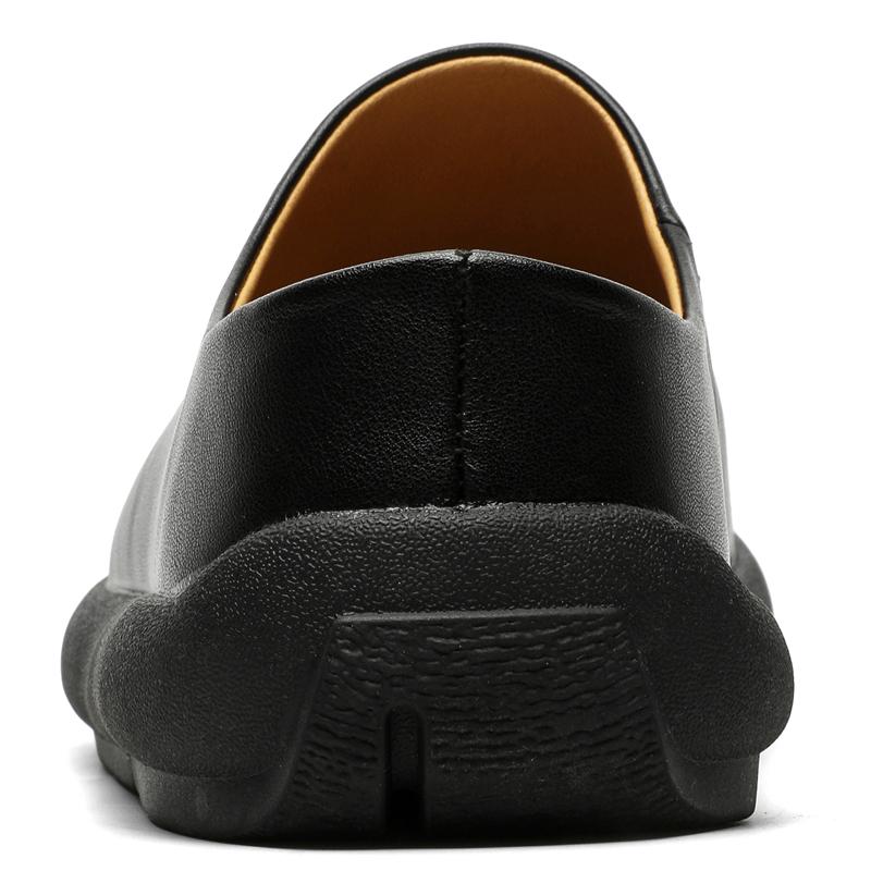 Fashion Spring New Style Fashion Flat Mules High Quality Unisex House Slippers Indoor Leather Slippers Luxury Brand Men Slip On Shoes