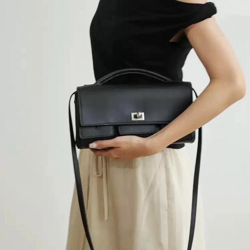 Hochwertiges Rindsleder Neue Belair Lock Bag 2025 Hunderte Passende Auto Kleine Quadratische Tasche Echtes Leder Einzelnes Fach Handheld Französischer Stil Tasche