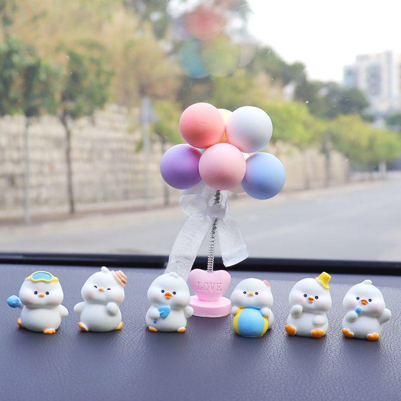 Cute Cartoon Duck Car Ornaments: Creative Interior Accessories