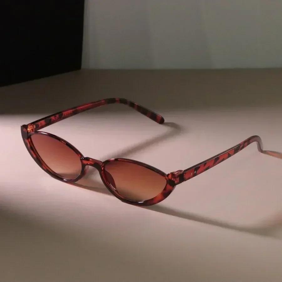 High Quality Classic Square Casual Fashion Sun Glasses Women Men Vintage Stylish Oval Shaped Minimalist Female Male