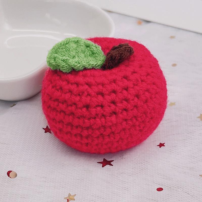Uroczy Szydełkowy Breloczek Owocowy: Wisiorki z wełny Persymona i Truskawki