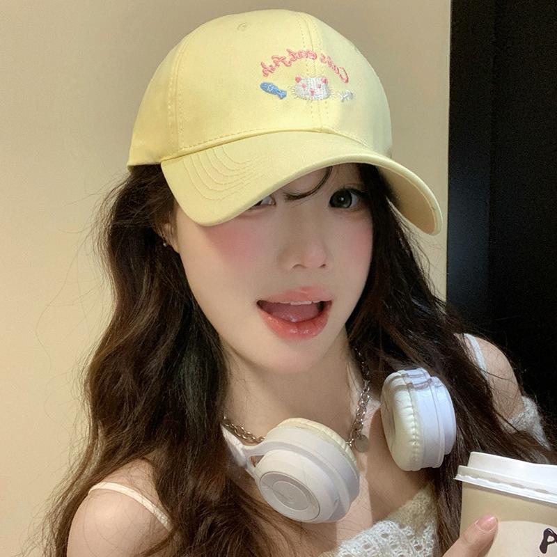 Cute kitten embroidered baseball cap women's spring summer big head circumference wide brim showing face small peaked cap versatile hat