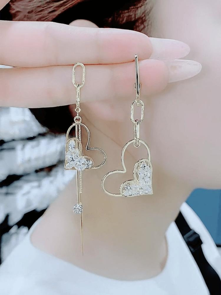 

Asymmetric Design, Heart-shaped Tassel Earrings, Versatile and Personalized AB Earrings