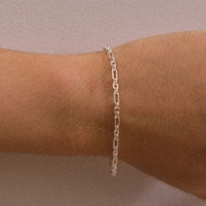 SEWNSWEN SLIM LINK CHAIN BRACELET