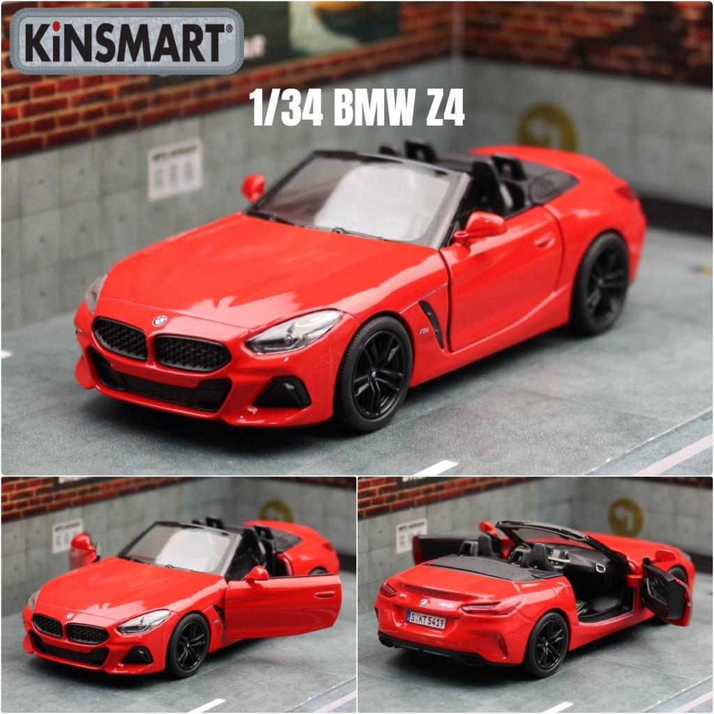 KiNSMART Metal Toy Car Model For Children Boys 1:36 Ford Mustang Porsche 911 Dodge Bugatti Chiron BMW Pickup Truck GT Sport Race