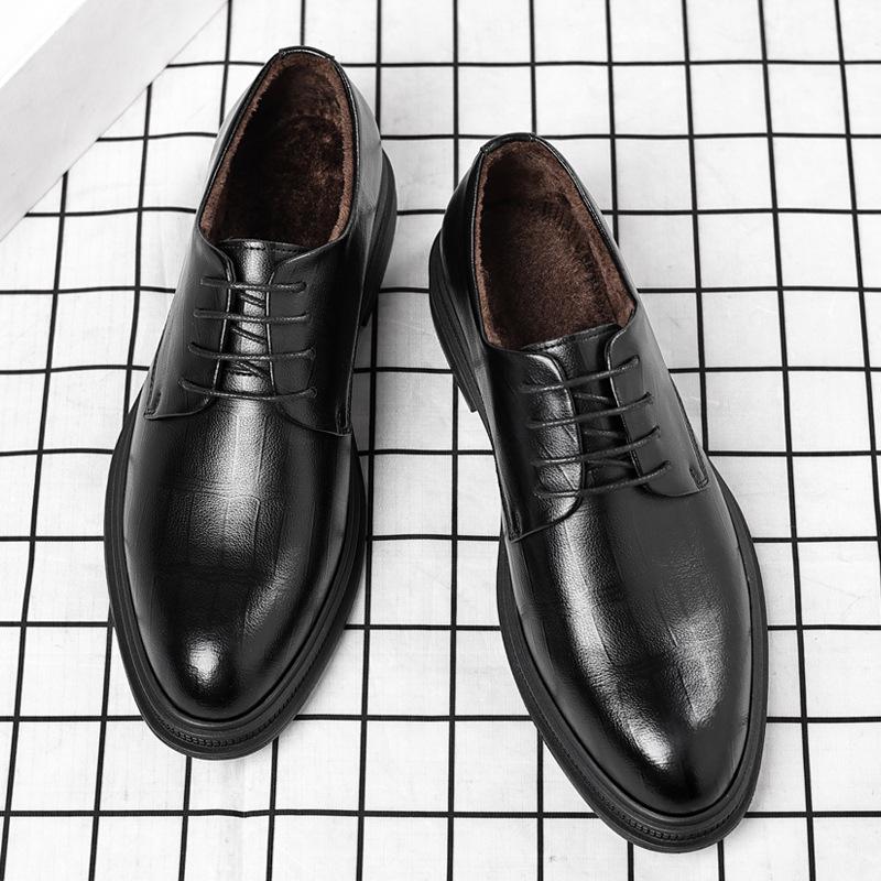 Fashion 2025 Black Soft Leather Men Heighten Formal  Casual Business Men Oxfords Suit Shoes